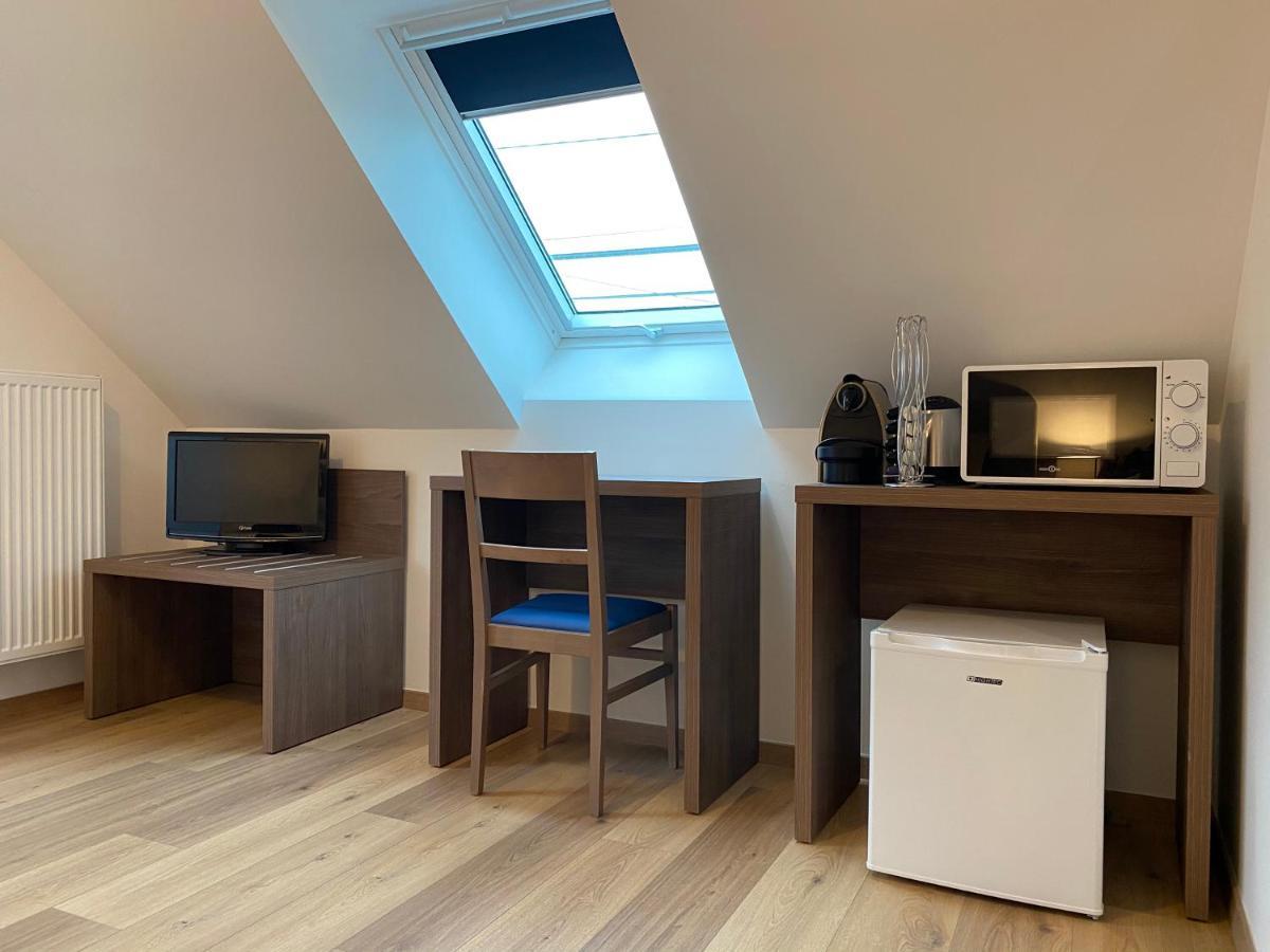La Giendrotais Bed & Breakfast Corseul ภายนอก รูปภาพ