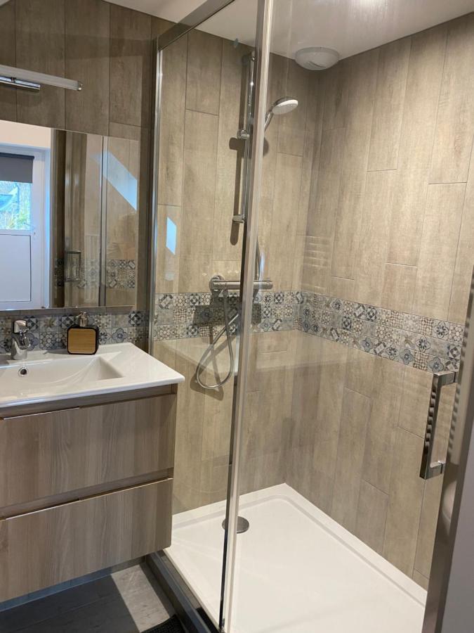 La Giendrotais Bed & Breakfast Corseul ภายนอก รูปภาพ