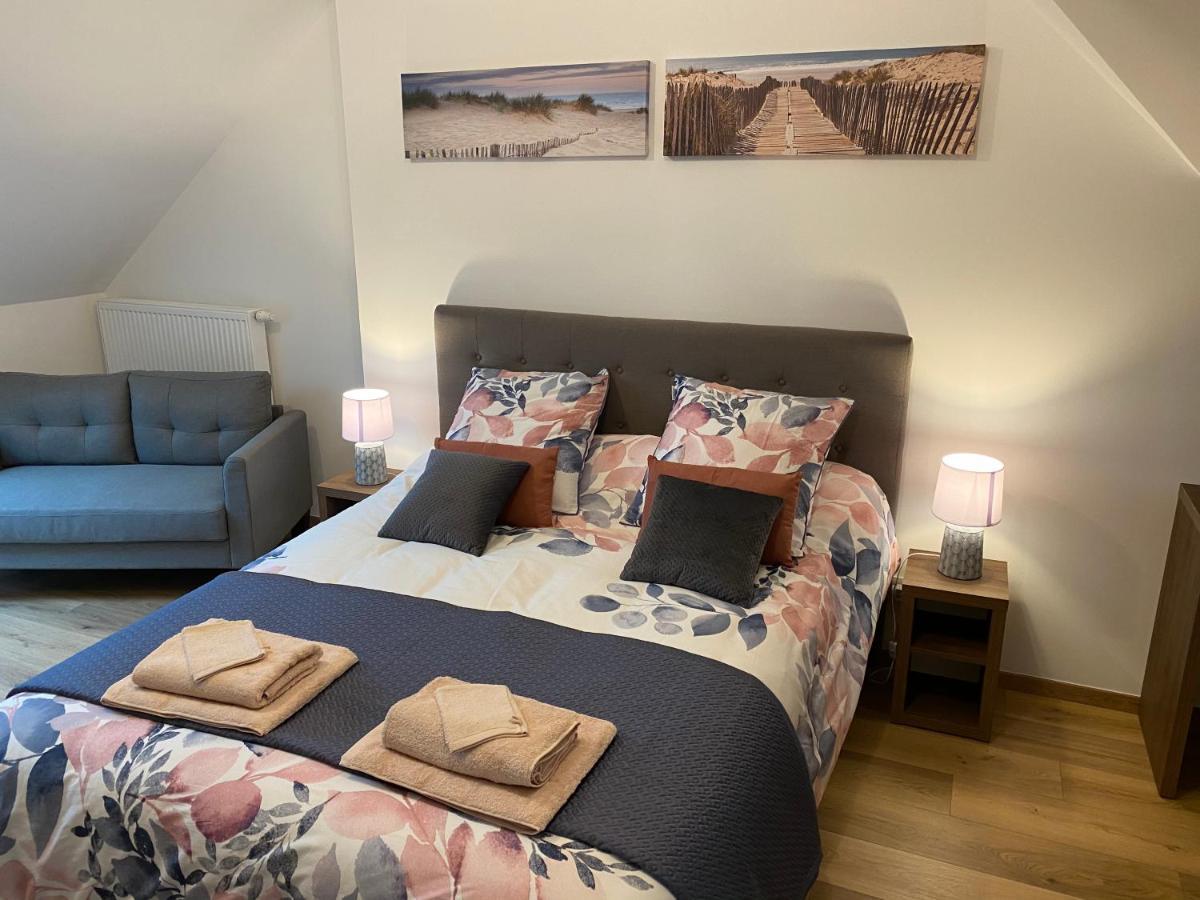 La Giendrotais Bed & Breakfast Corseul ภายนอก รูปภาพ